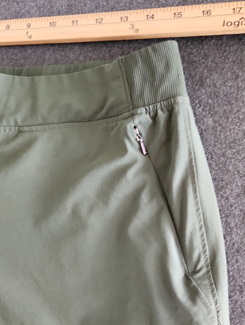 CALIA Womens Sage Green Athletic Shorts Elastic Waist Size Medium Gym Athleisure - Picture 3 of 8